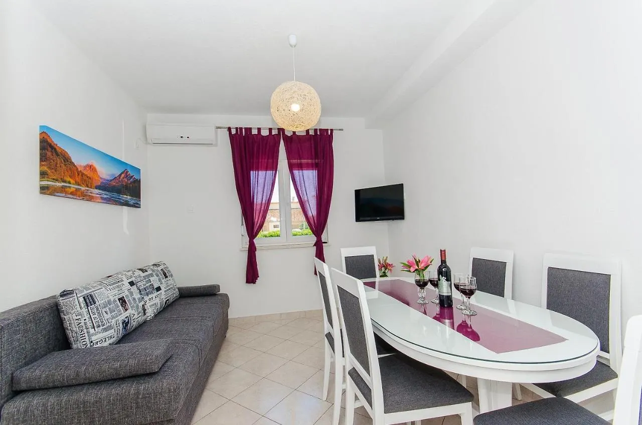 Apartment Matea Split